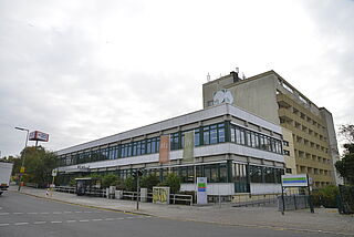 VfJ Werkstätten und Hans-Spänkuch-Haus am Standort Grenzallee in Neukölln